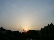 池尻から渋谷方面の朝陽